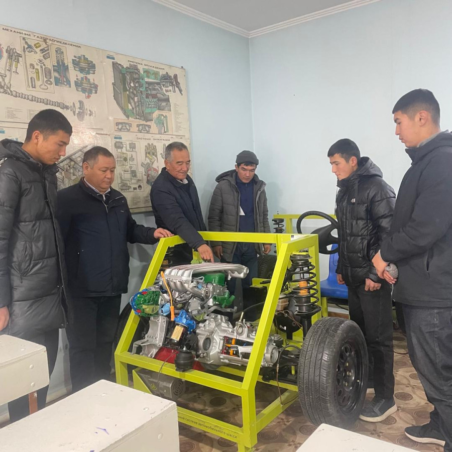 СТУДЕНТКЕ ТАТЫКТУУ БИЛИМ.