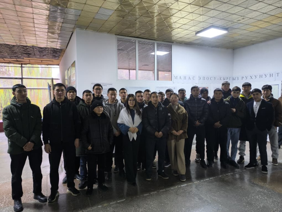 “Баатырдын руху, Залкардын сөзү” аталышындагы адабий кече өткөрүлдү.