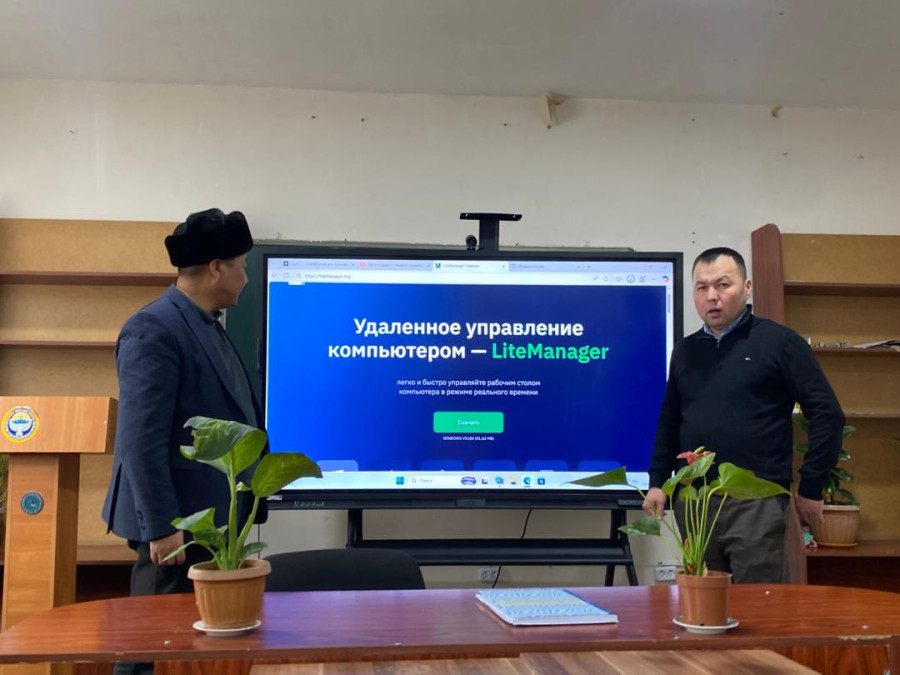 Сабакта санарип ресурстарды колдонуу боюнча мастер-класс өткөрүлдү. 