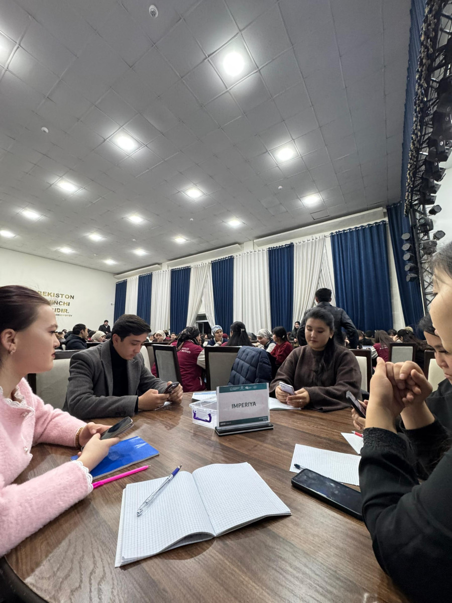 ЖАМУнун студенттери коңшу мамлекетте билим алышууда.