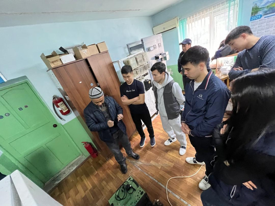 Жумуш ордунда окутуу: Релелик коргоо системаларын УПЗ менен текшерүү жана жөндөө