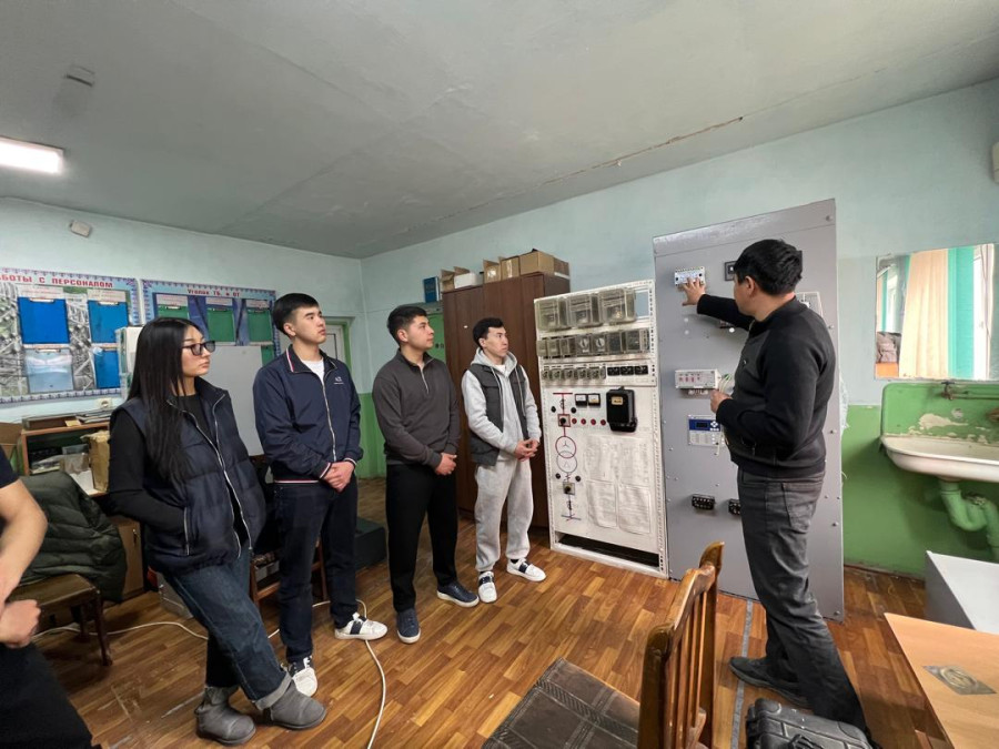 Иш ордунда окутуу иш чарасы