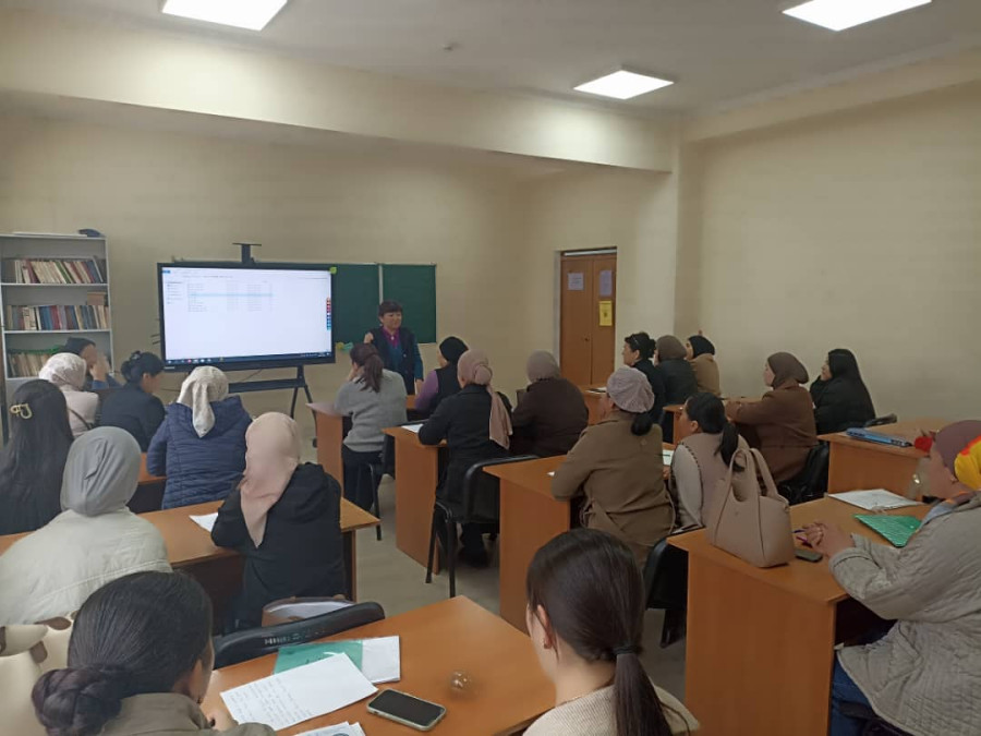 Адаптациялык-педагогикалык практика — болочок мугалимдин кесиптик калыптануусунун биринчи этабы ката...