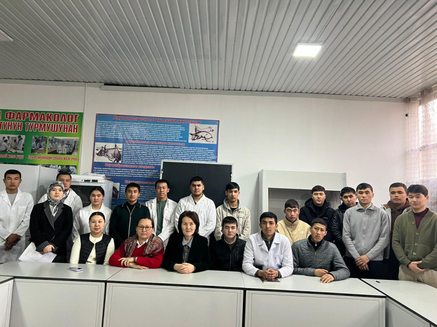 «Улуттук дем – дүйнөлүк бийиктик» уңгужолу алкагында илимий форум өттү