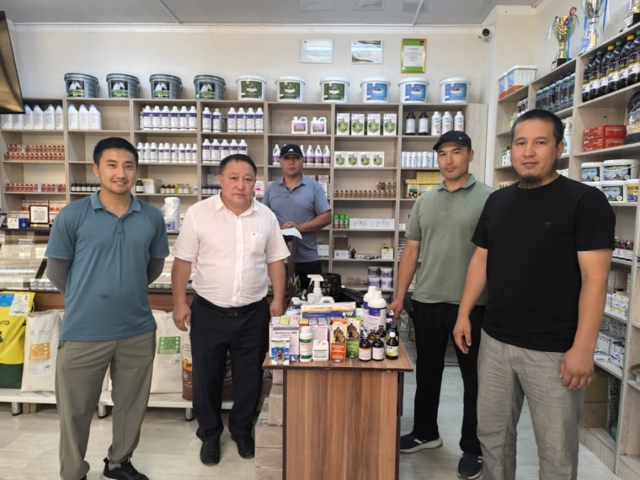 АТИнин бүтүрүүчүлөрү менен интервью