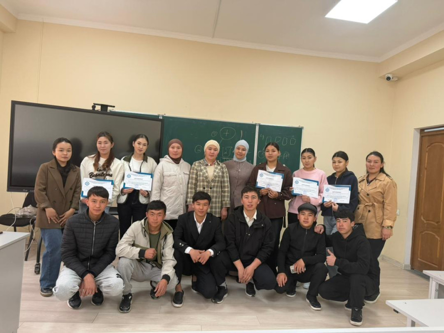 ОшМУ менен ЖАМУнун студенттеринин билим жана тажрыйба алмашуусу ийгиликтуу аяктады.