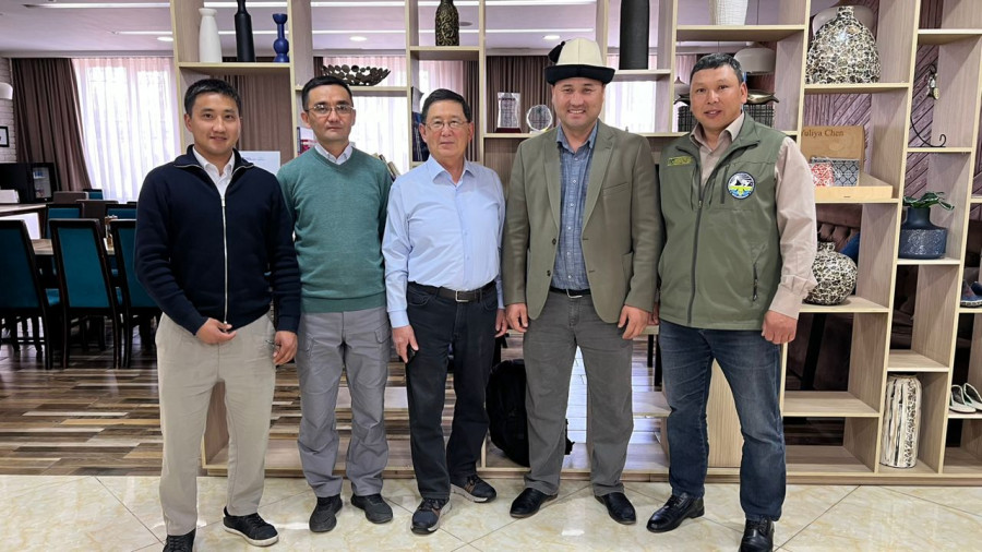 АТИнин Ветеринардык медицина кафедрасынын профессордук-окутуучулук курамы семинарга катышып келишти