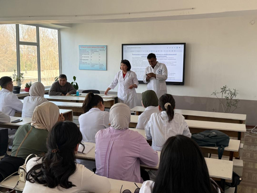 «Помощник врача ГСВ»