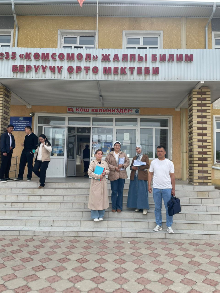 Ориентир на медицину: кафедра клинических дисциплин провела профориентацию в селах Барпы и Комсомол