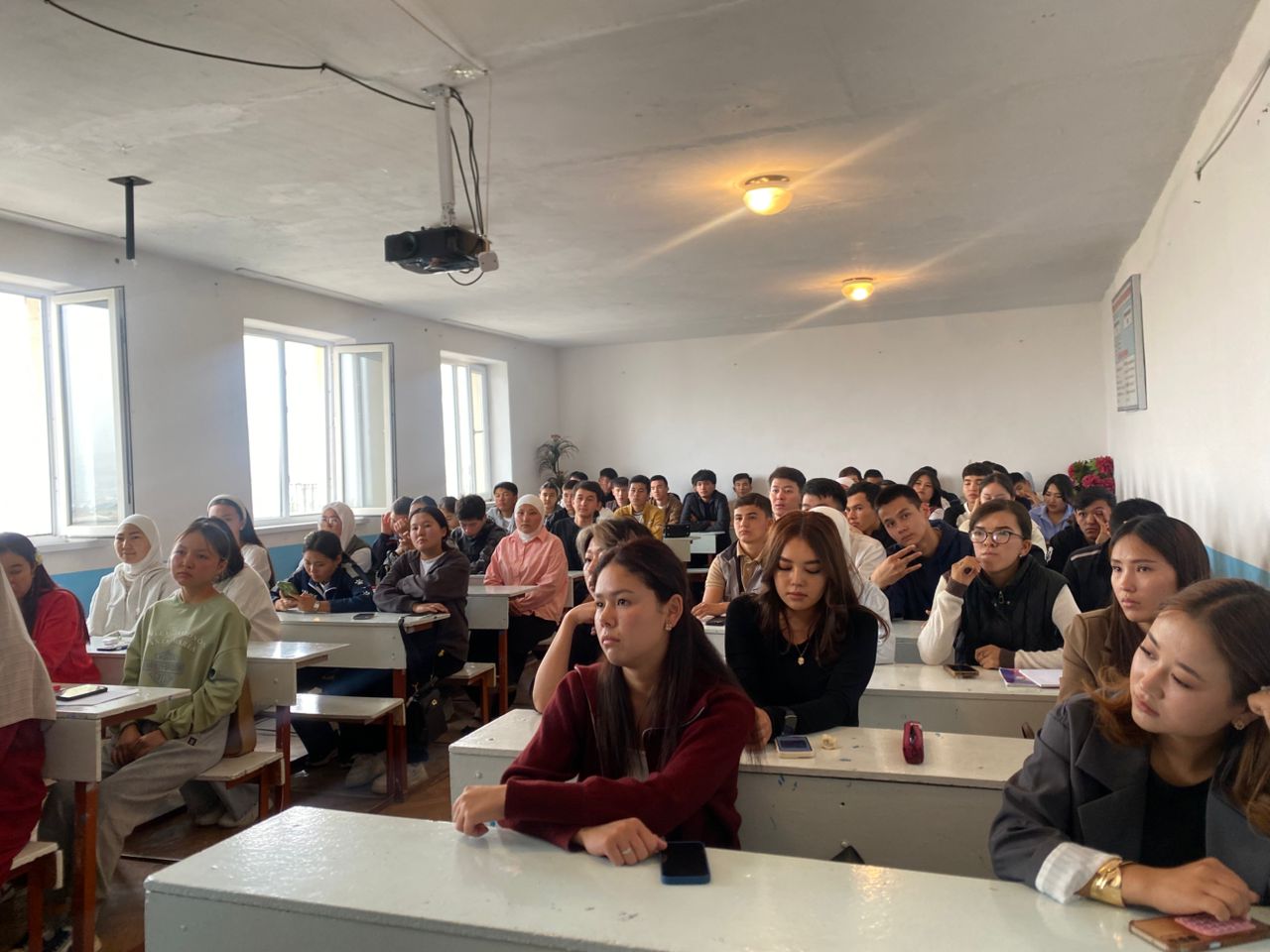 WhatsApp Image 2025-10-13 at 16.40.00 (2)