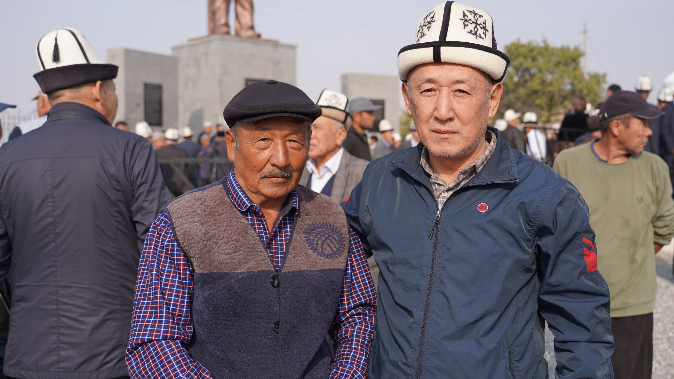 photo_5454158894969518561_w