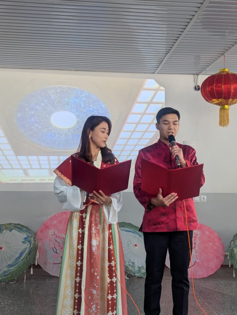 photo_5454066583237427079_y