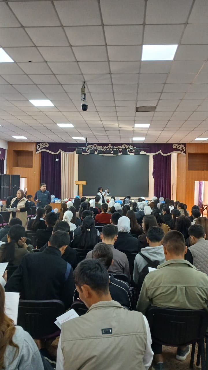 photo_5463170015529398575_y (1)