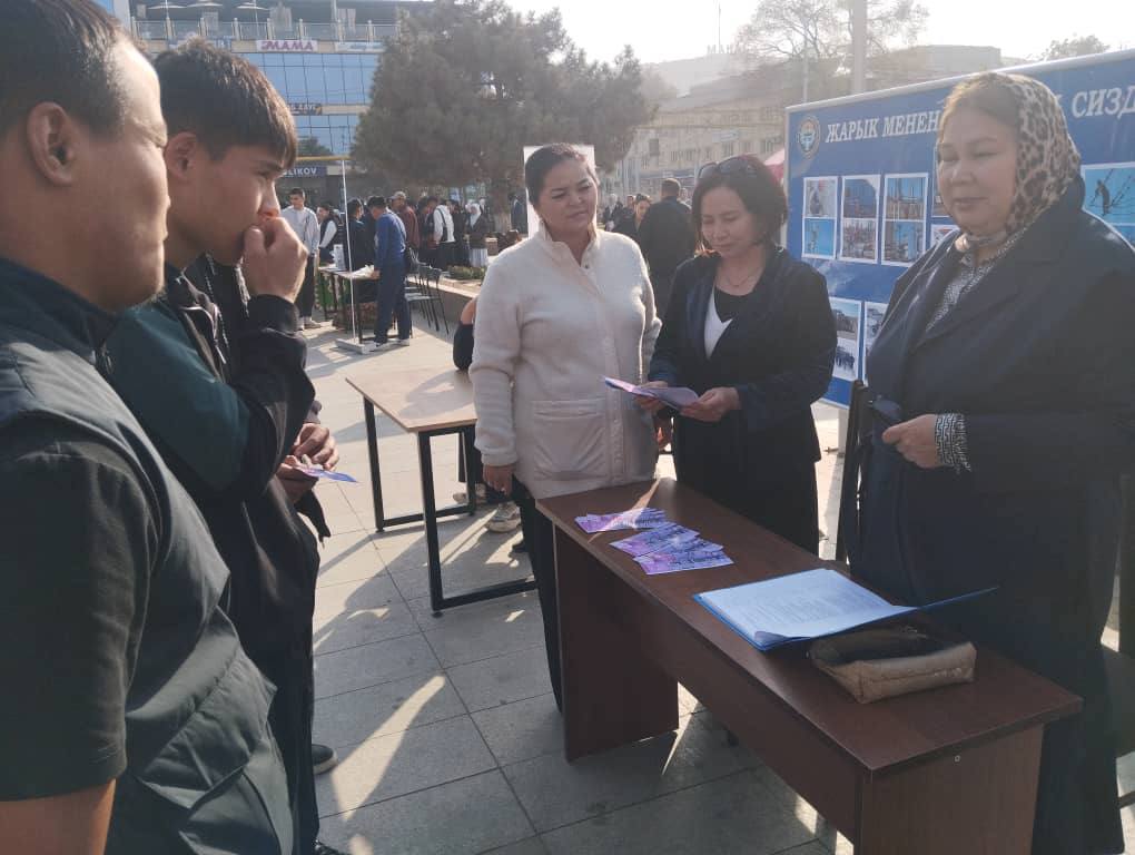 photo_5463133100285490633_y