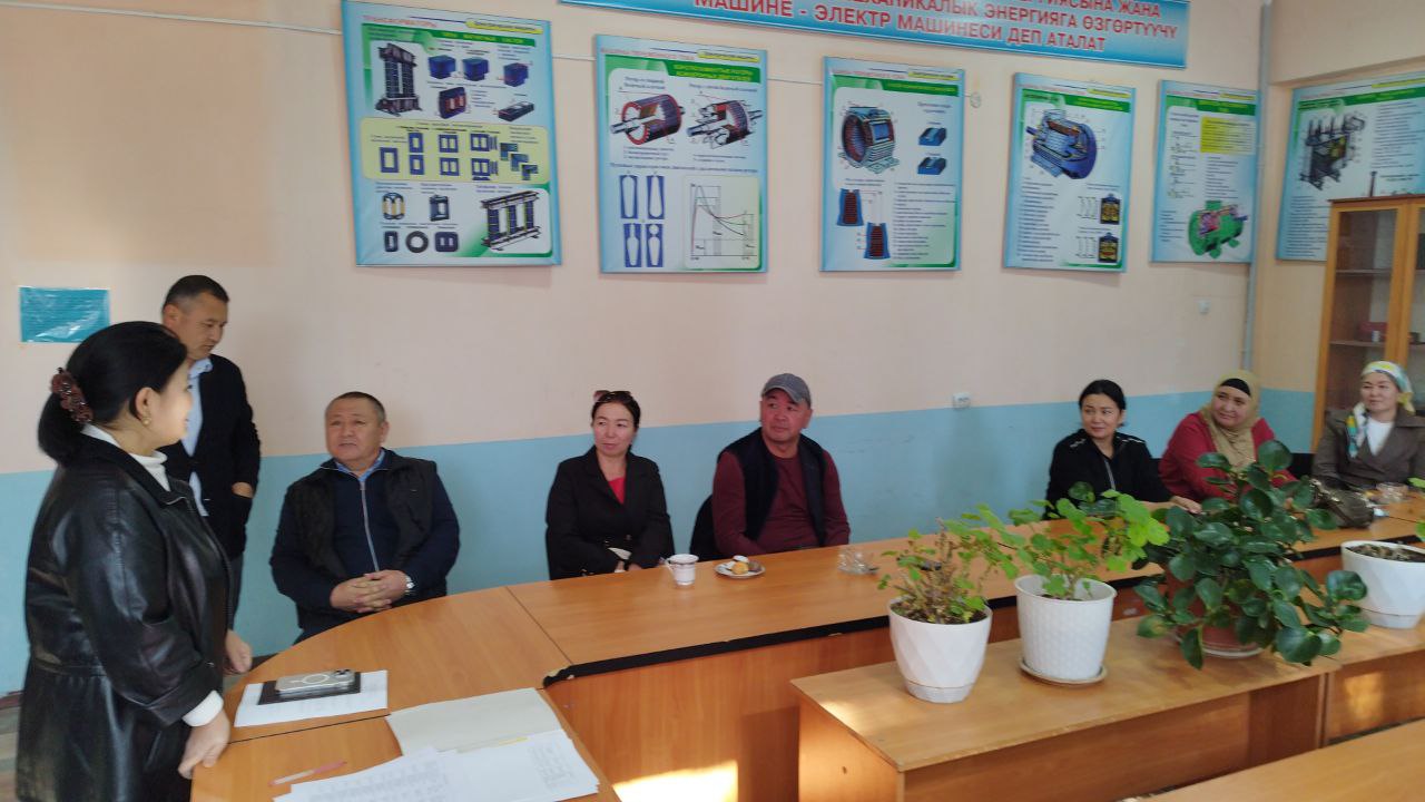 photo_5465382529277230053_y