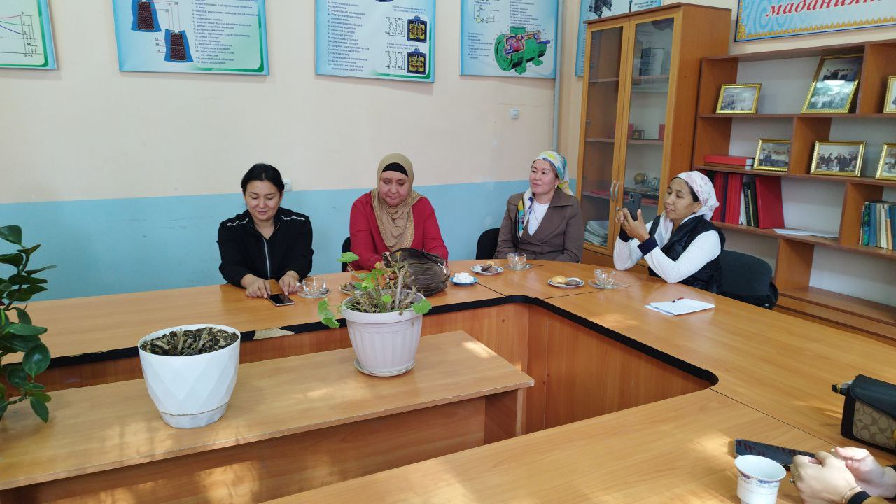 photo_5465382529277230051_y