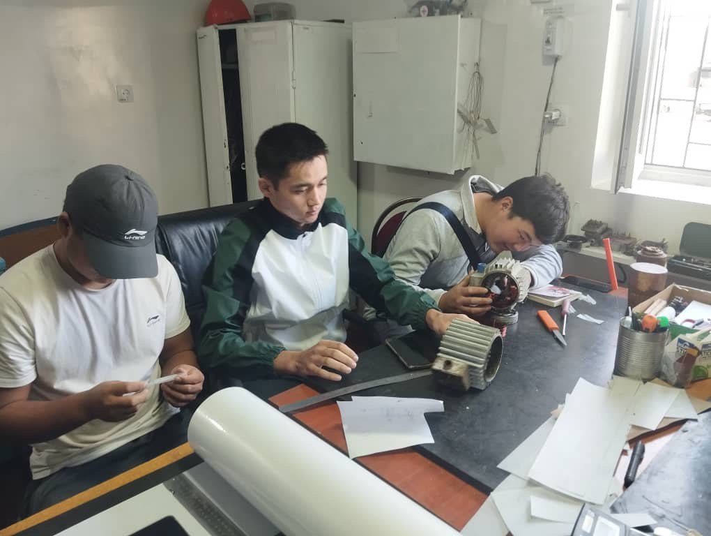 photo_5472142258045319873_y