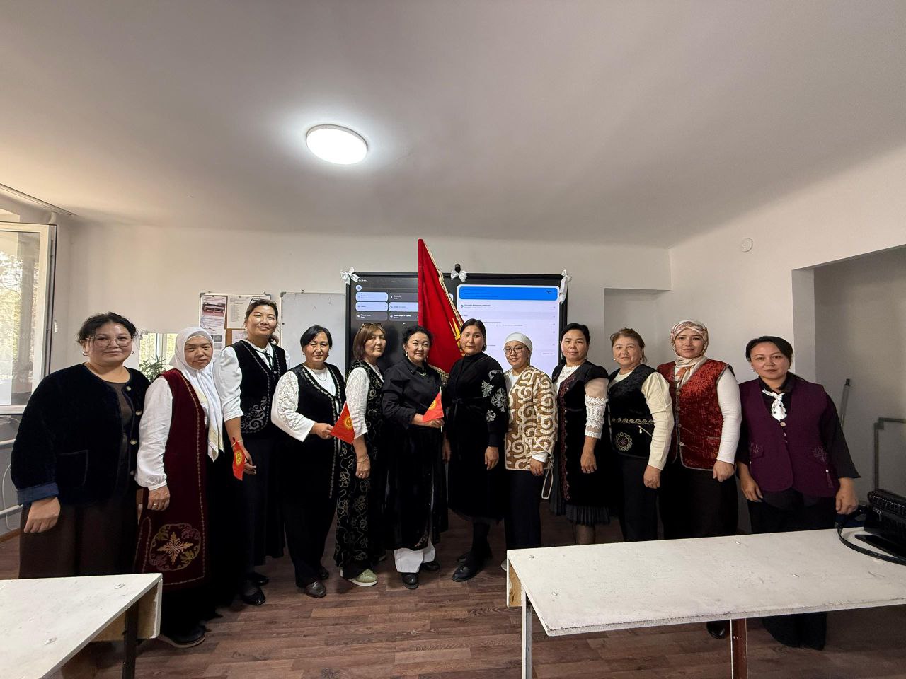 photo_5188229891689151784_y