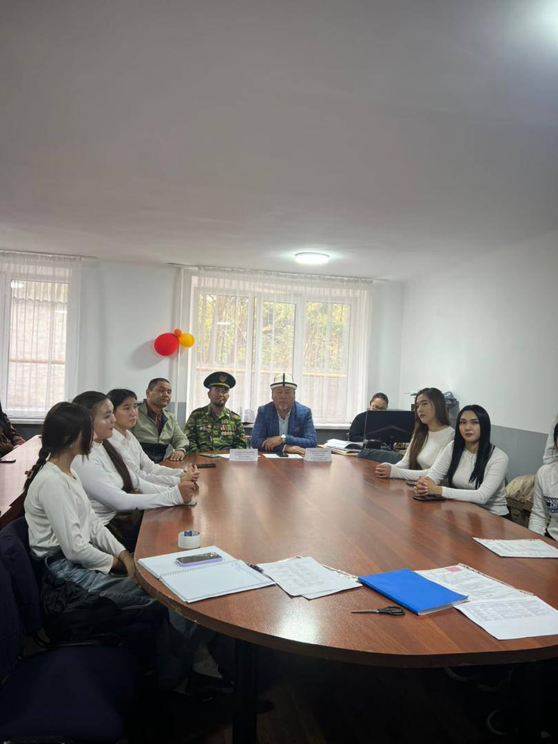 photo_5193198473065920463_y