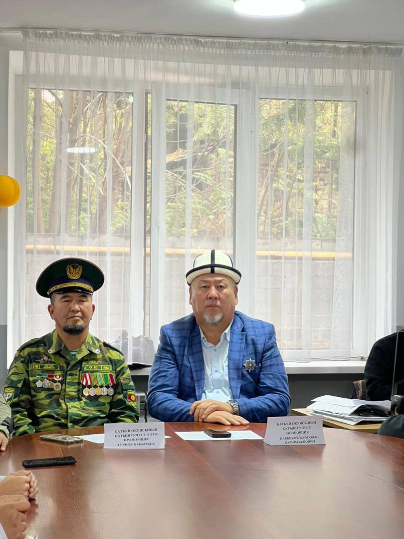 photo_5193198473065920462_y