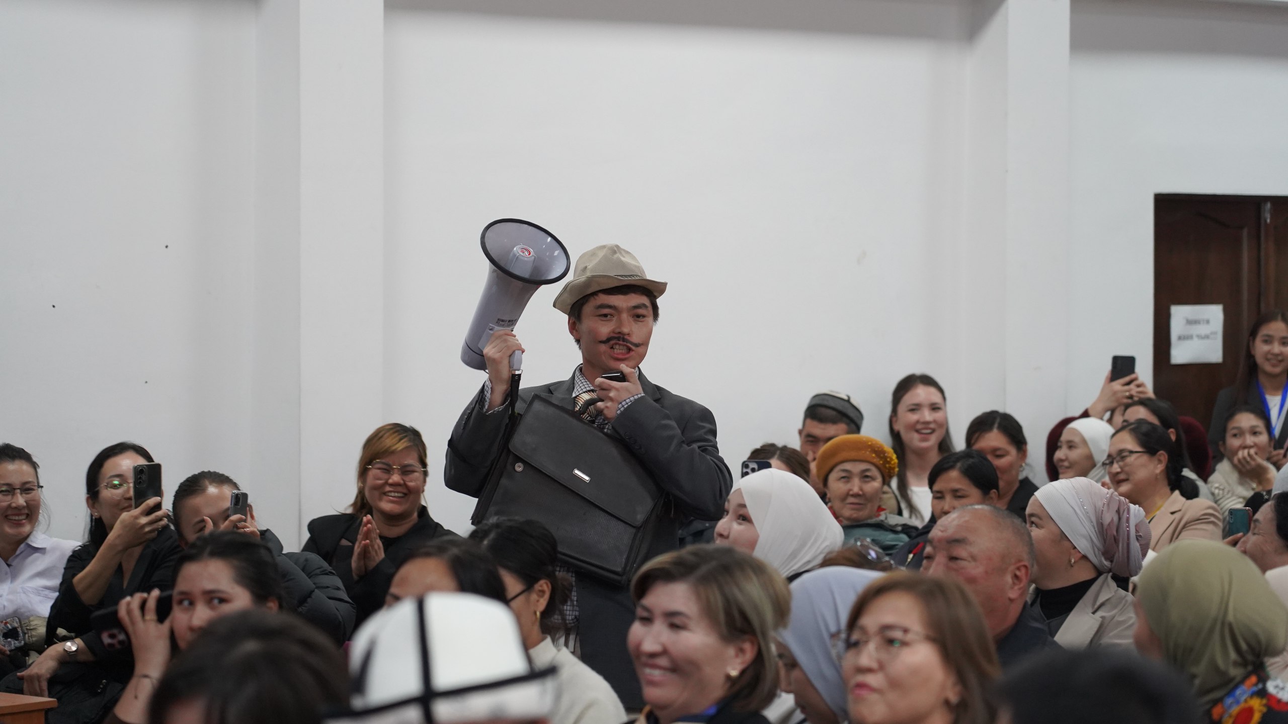 photo_5195358394939209618_w