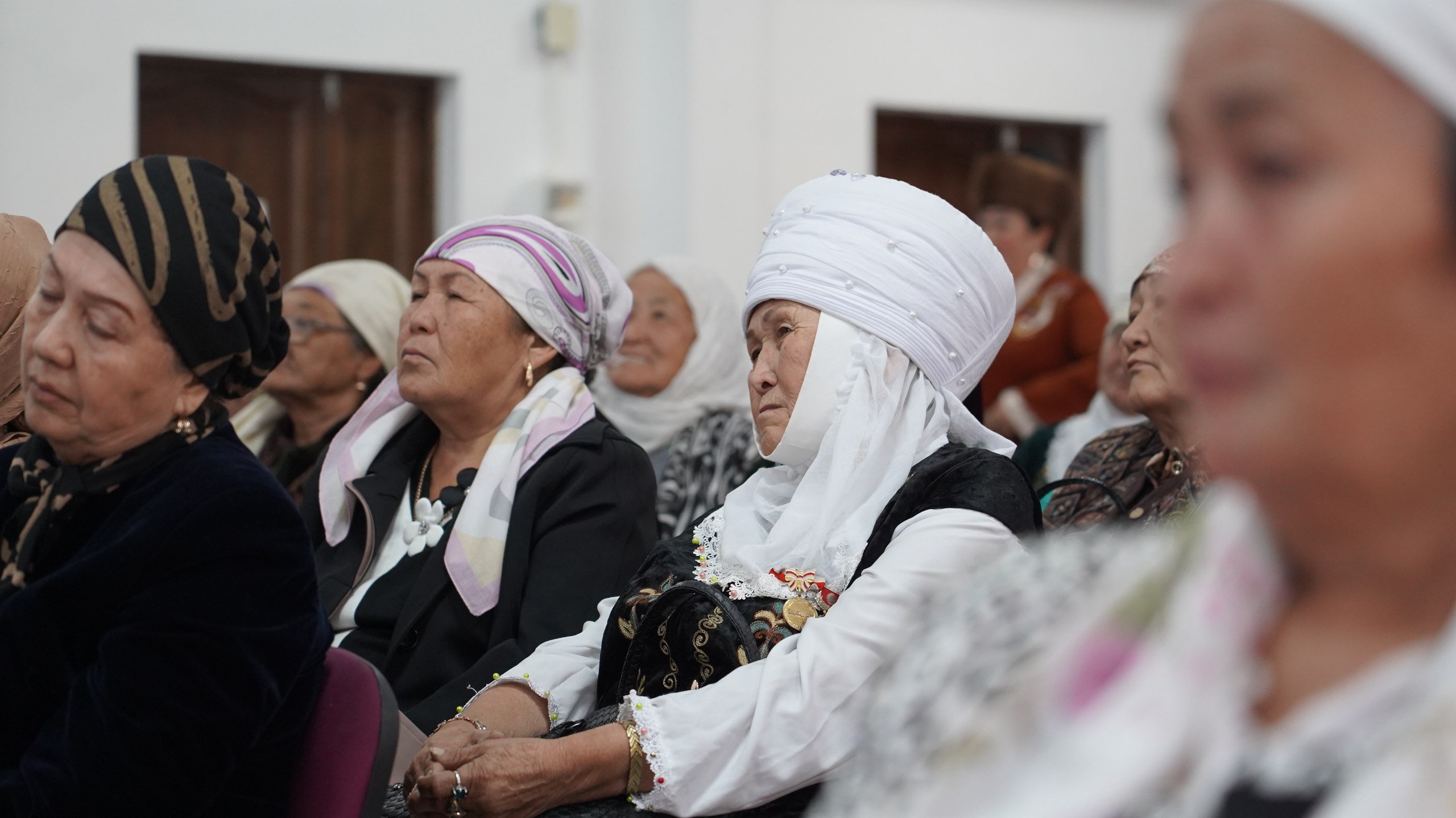 photo_5195358394939210172_w