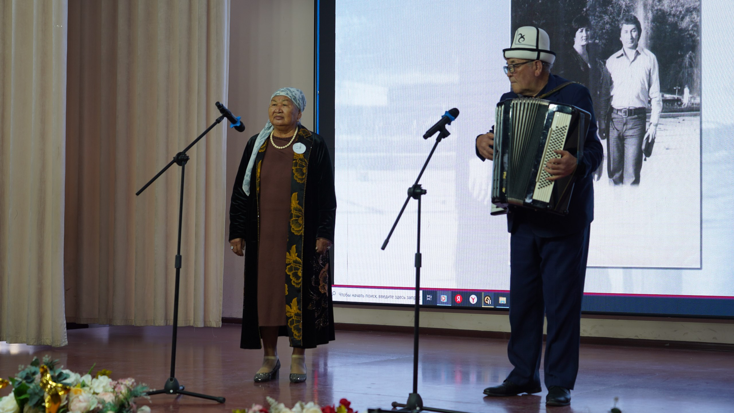 photo_5195358394939210170_w