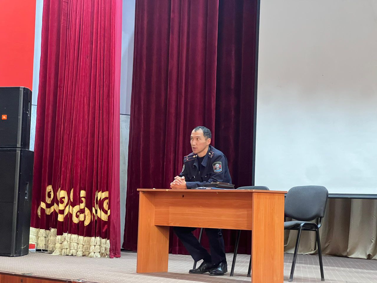 photo_5195217880789157014_y