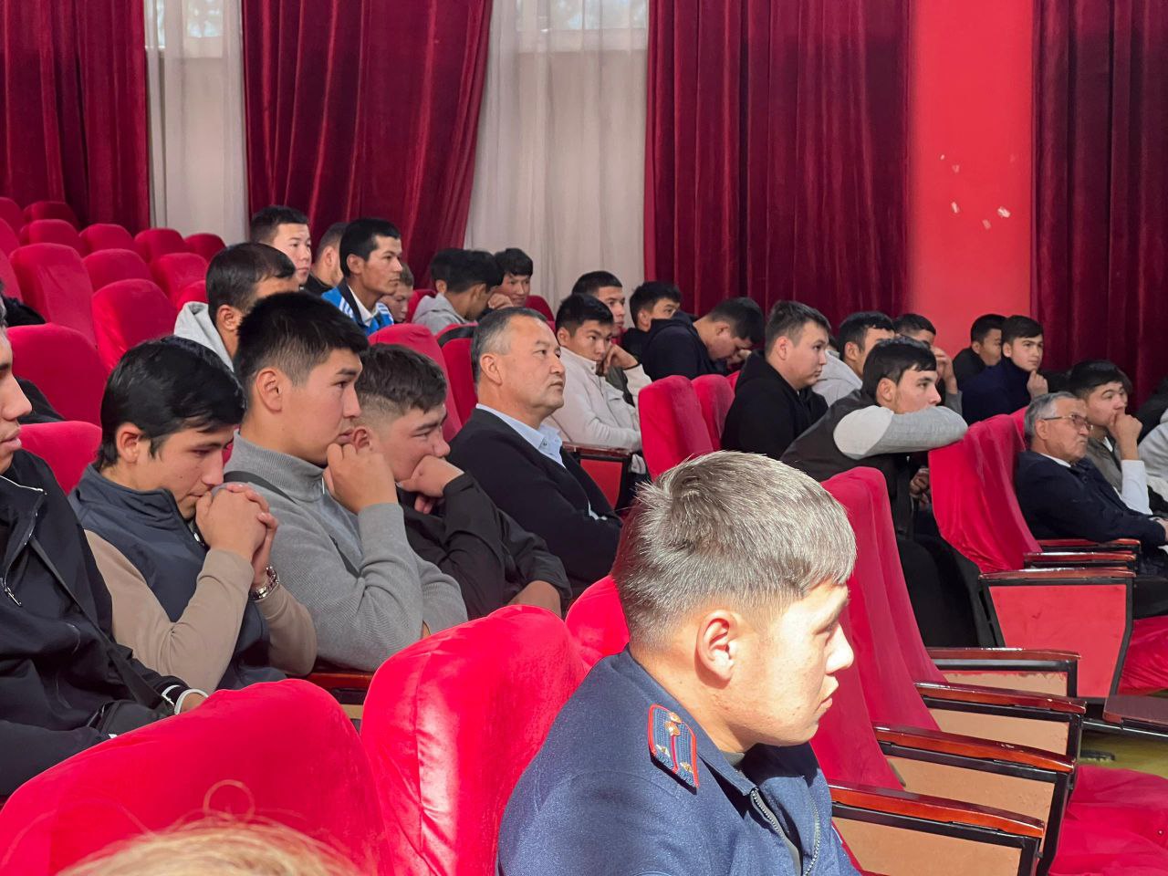 photo_5195217880789157012_y