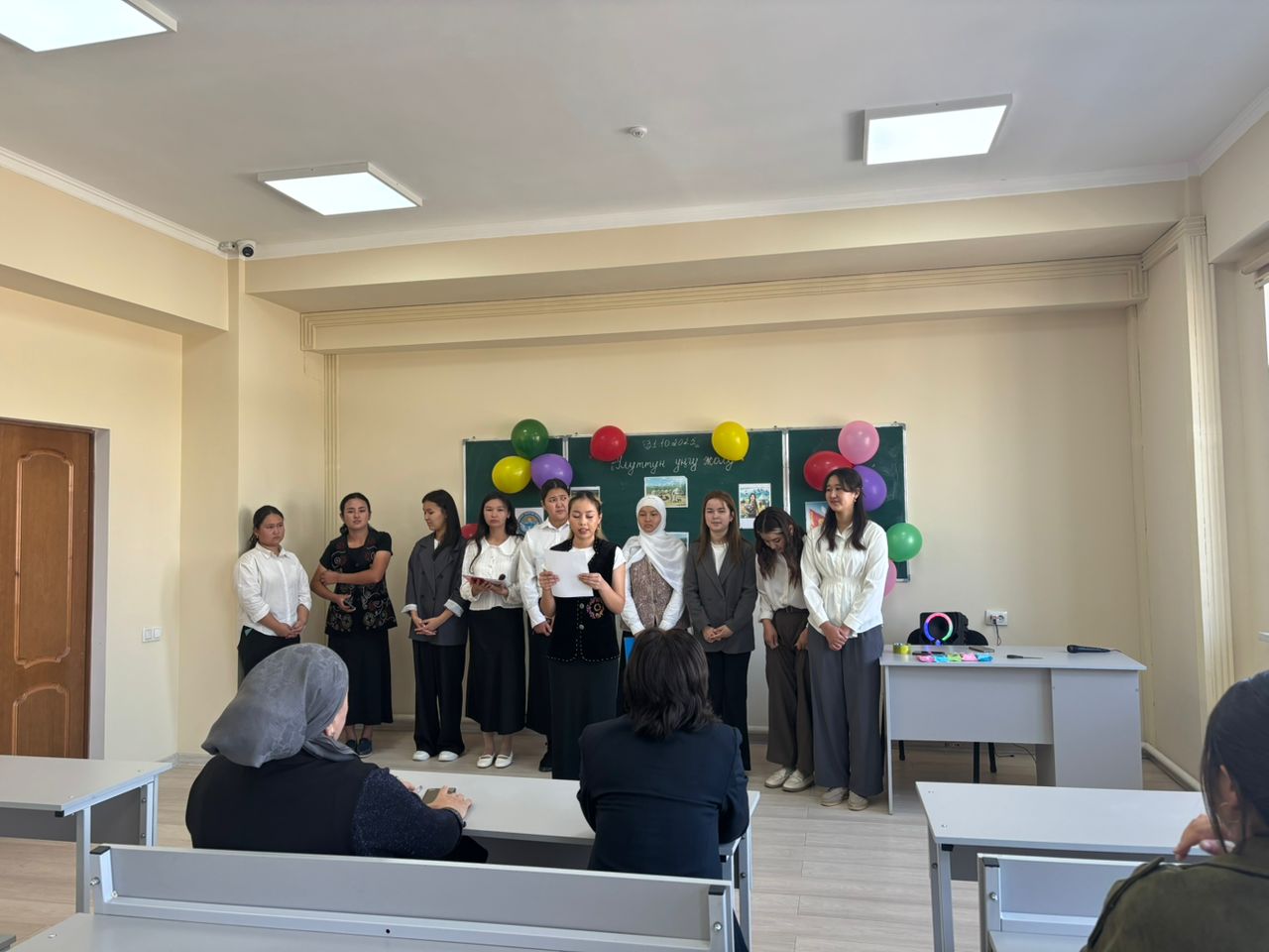 8a369bee-1615-4c45-b28a-484f0f139d95