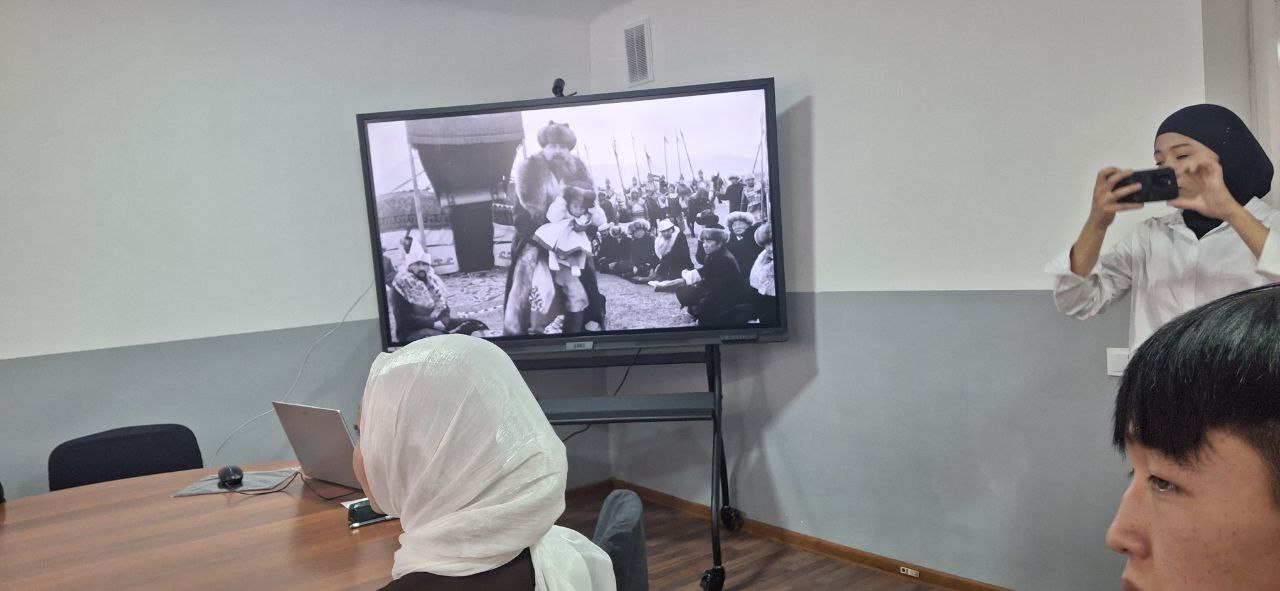 photo_5202212131951473612_y