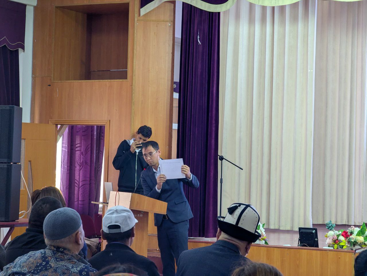 photo_5208592524916755304_y