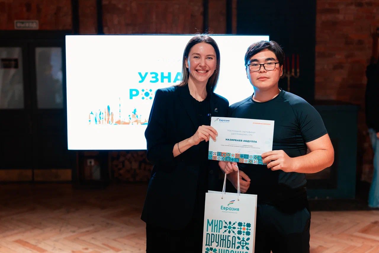 8cb2ce37-1836-4efc-a0fc-7dfbe623db2e