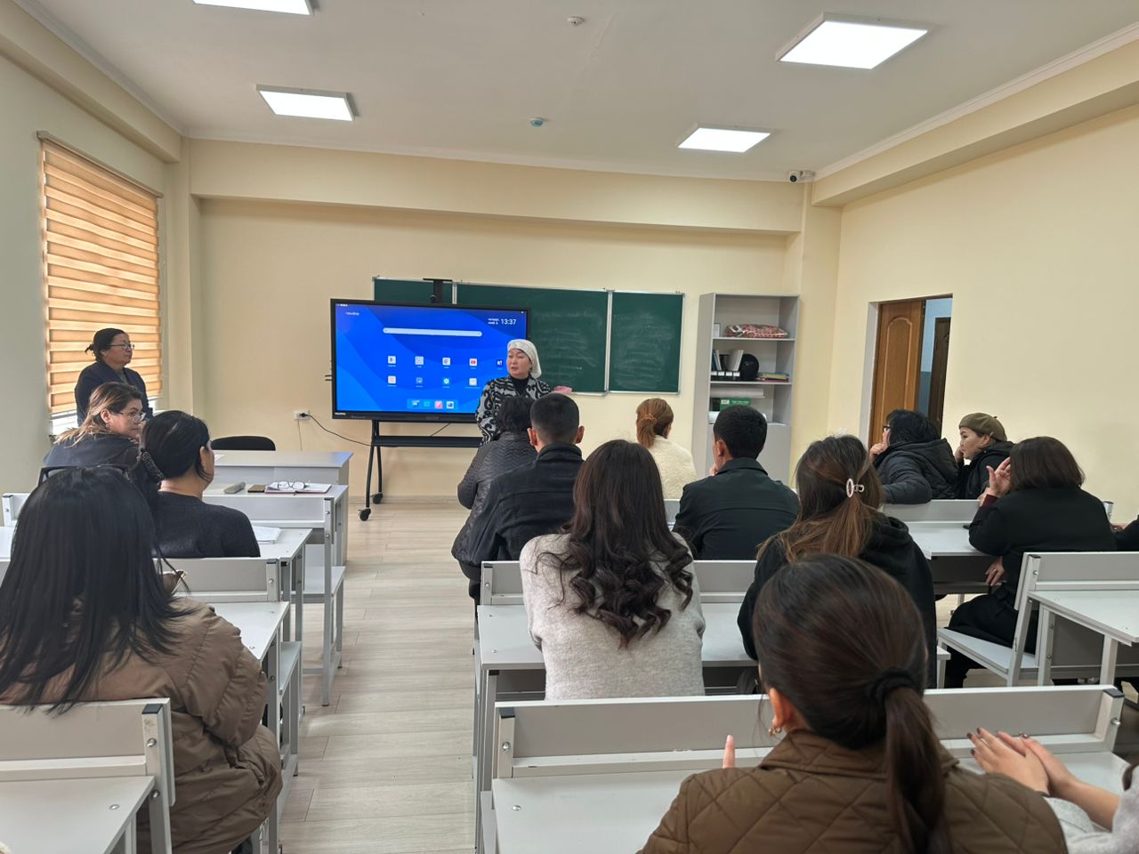 2bb0a302-e157-425e-acd2-2c044469321c