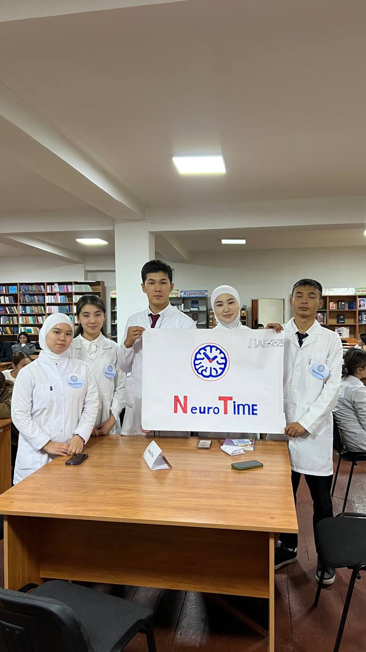 photo_5219862227043683350_y