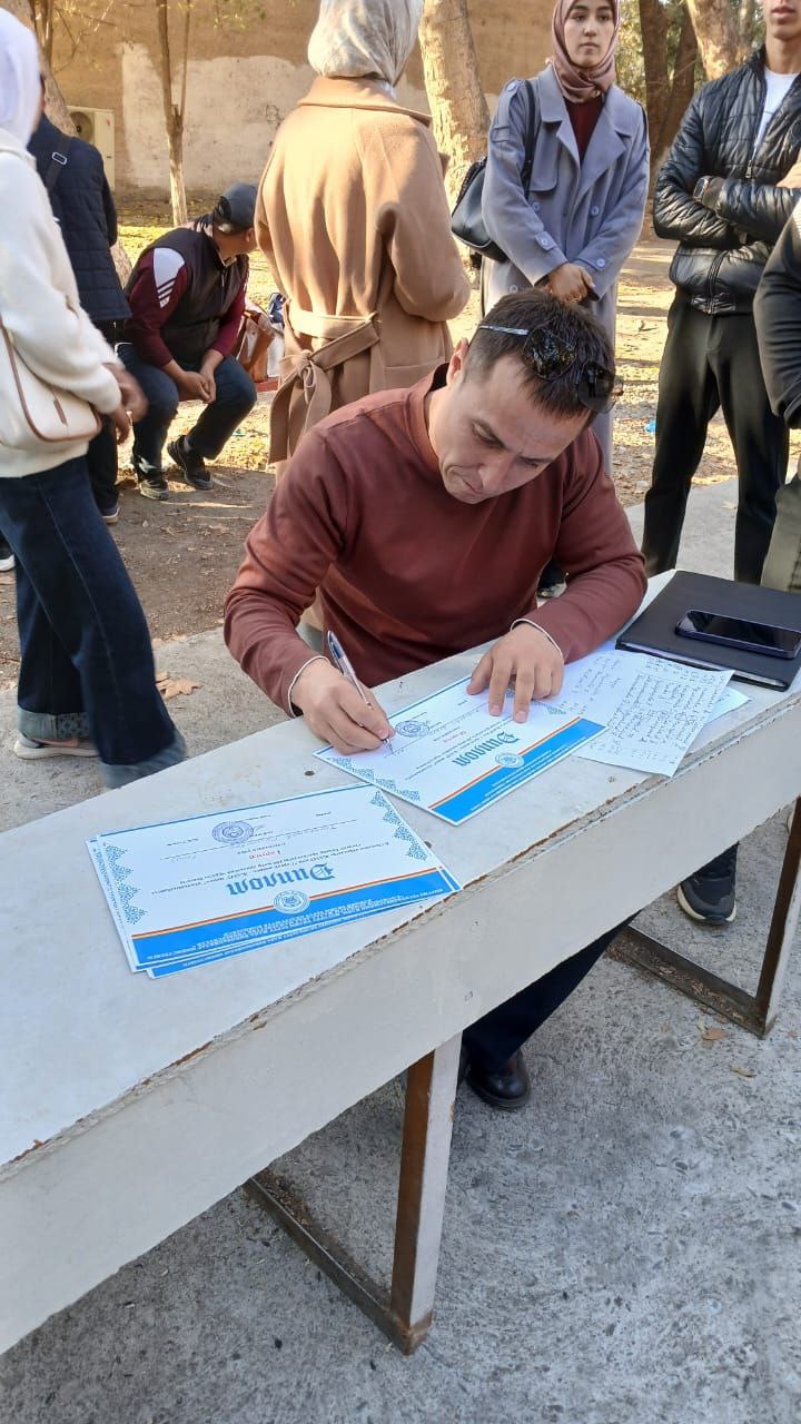 photo_5231425095048302097_y