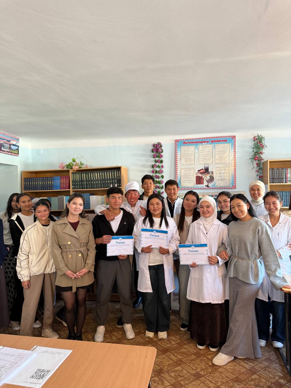 photo_5219862227043683864_y