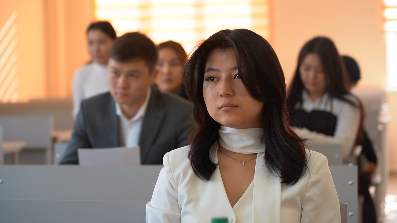 photo_5233302493972859712_y