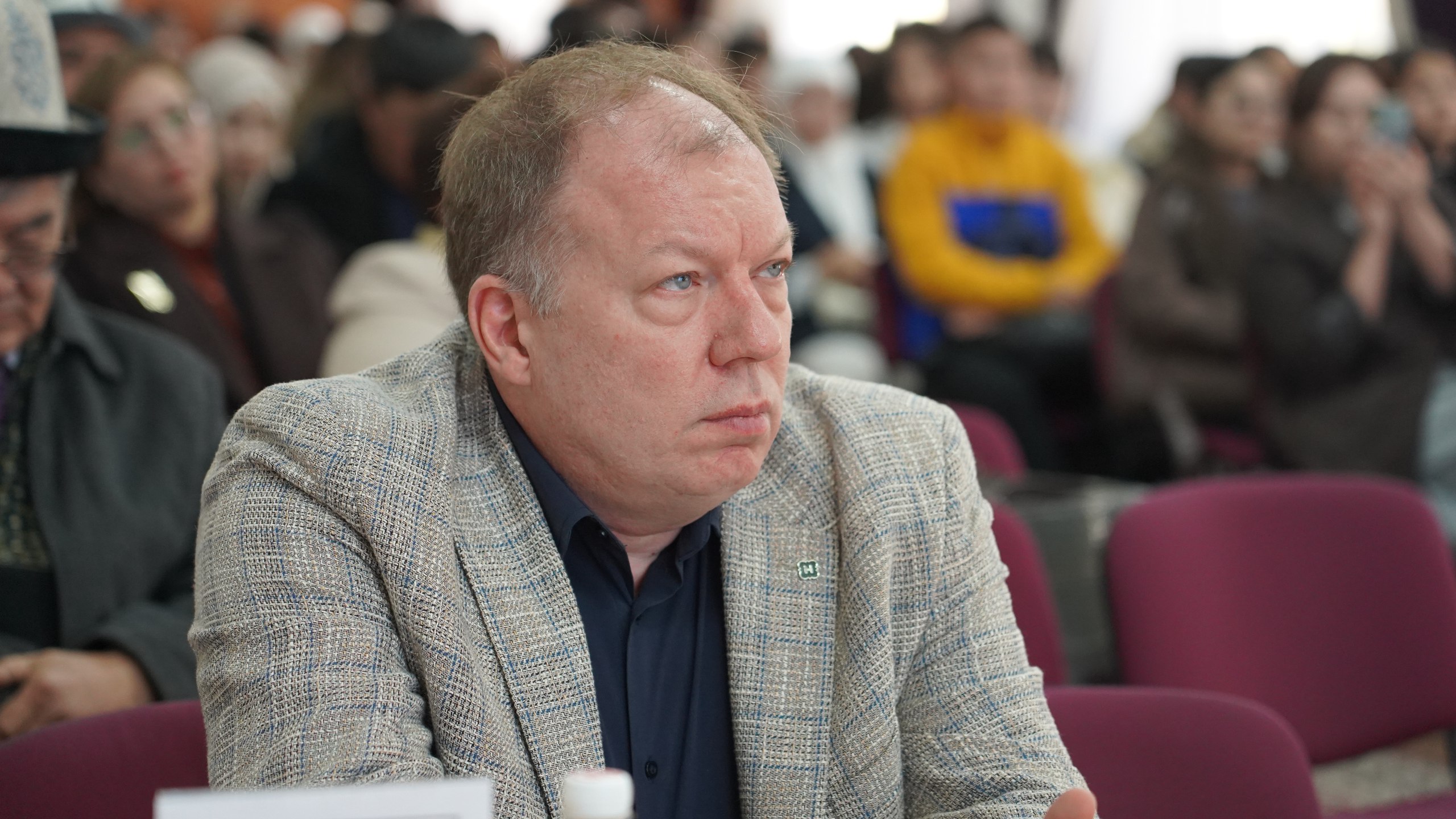 photo_5231050694159175594_w