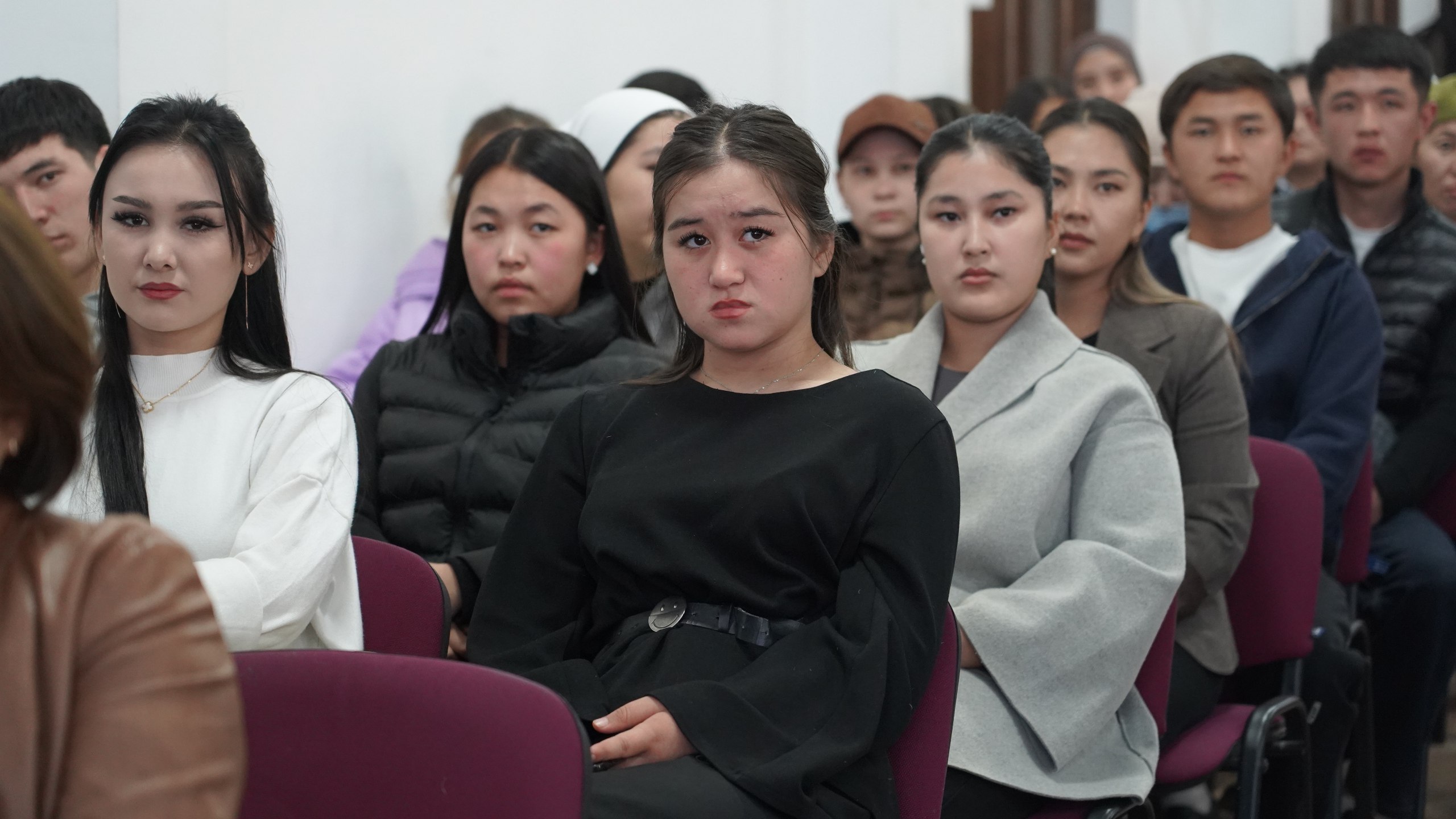 photo_5231050694159175592_w