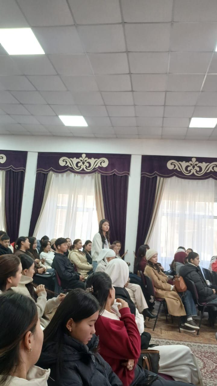 photo_5251485882265570547_y