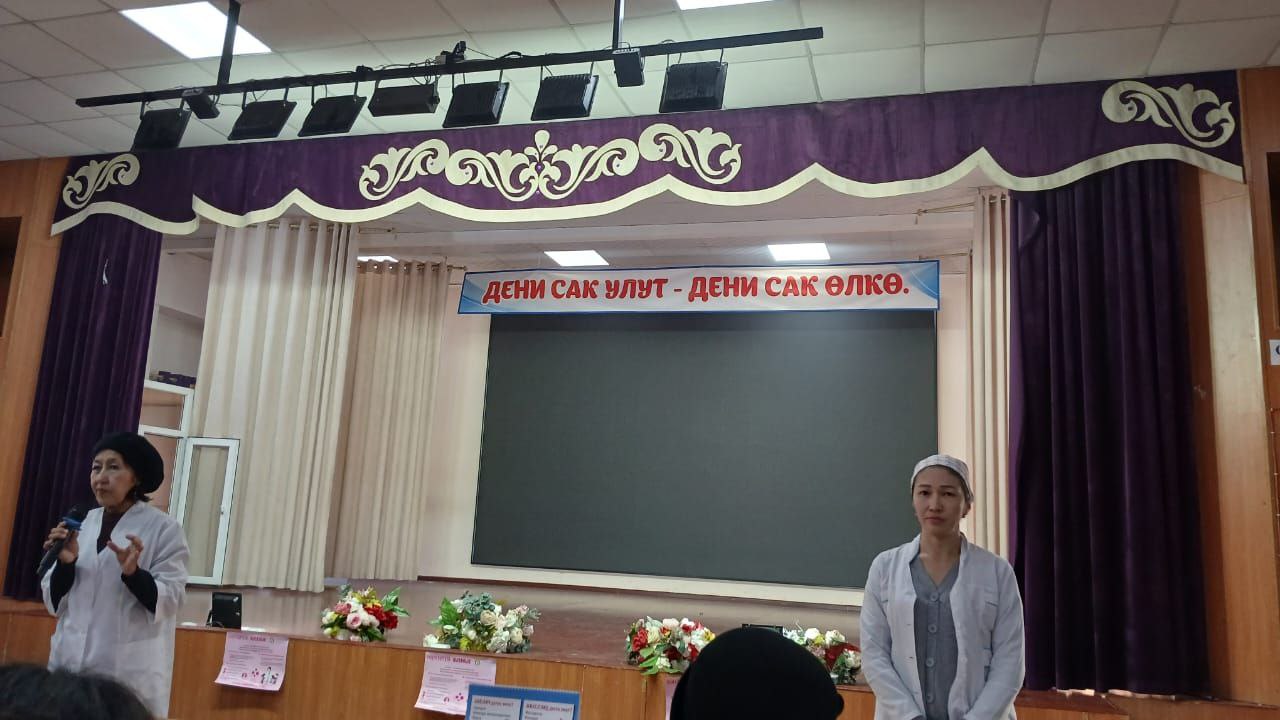 photo_5251485882265570546_y