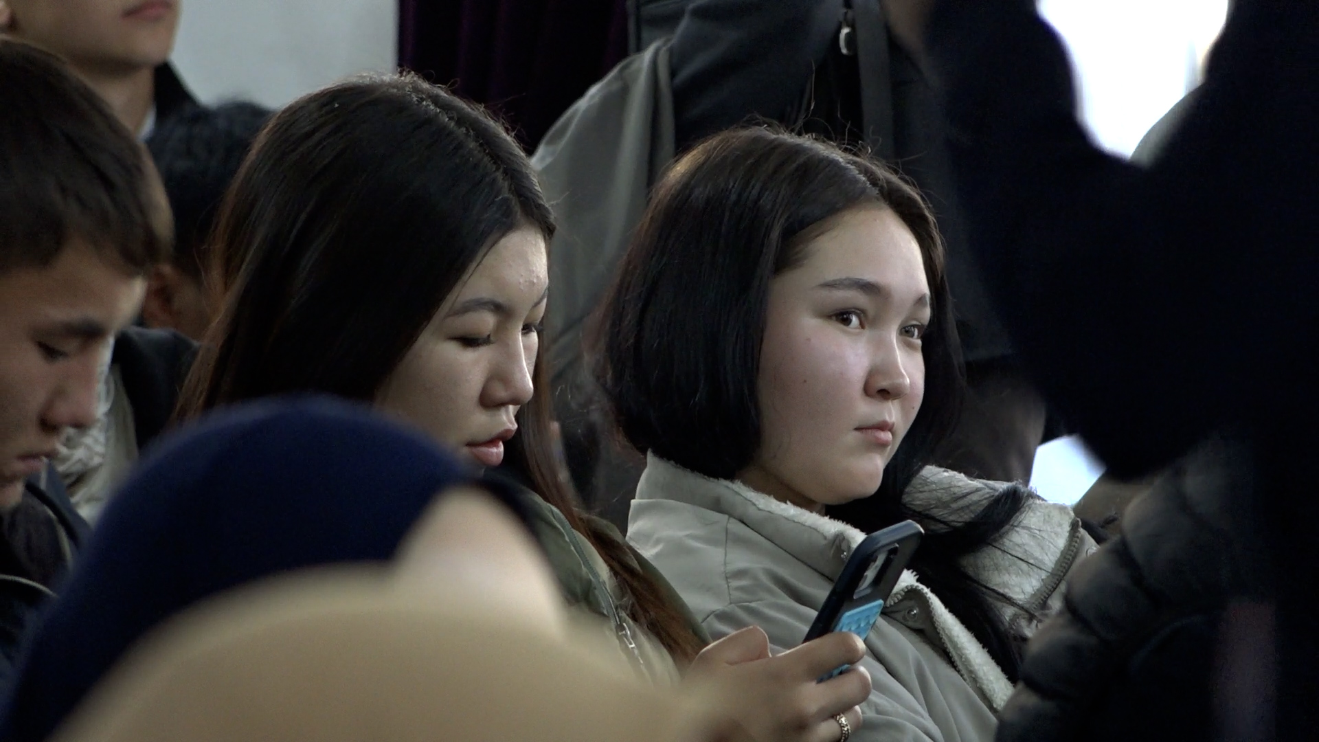 Эл аралык конференция 21-11-25.00_07_25_06.Still015