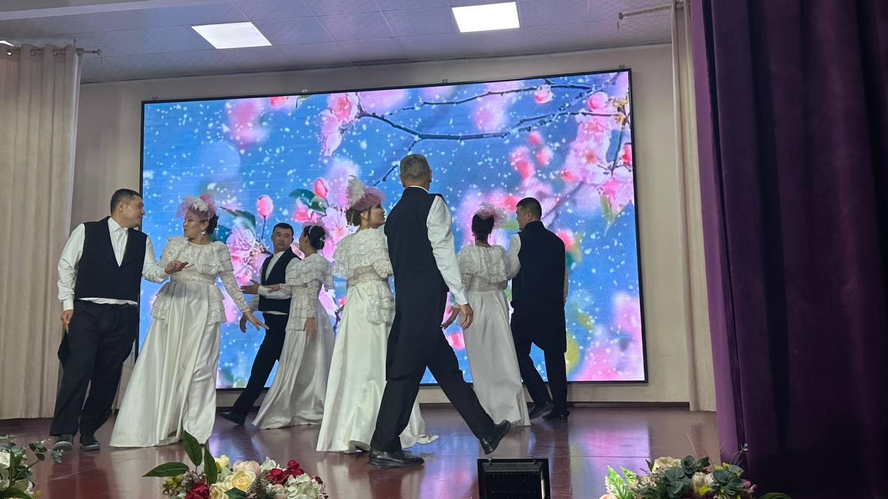 photo_5272015770105876807_y