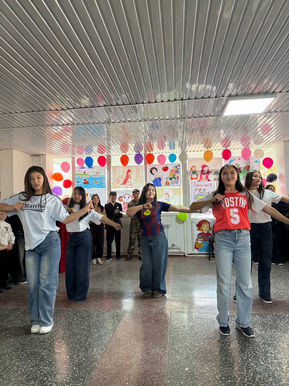 photo_5274244093628320658_y