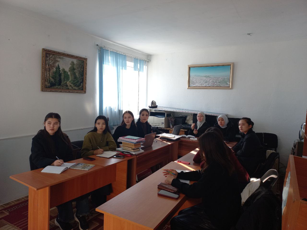 photo_5273759617022365479_y