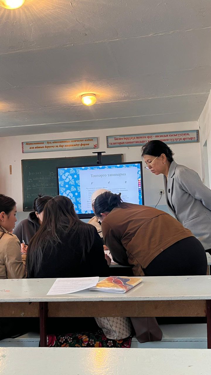 photo_5273759617022365584_y