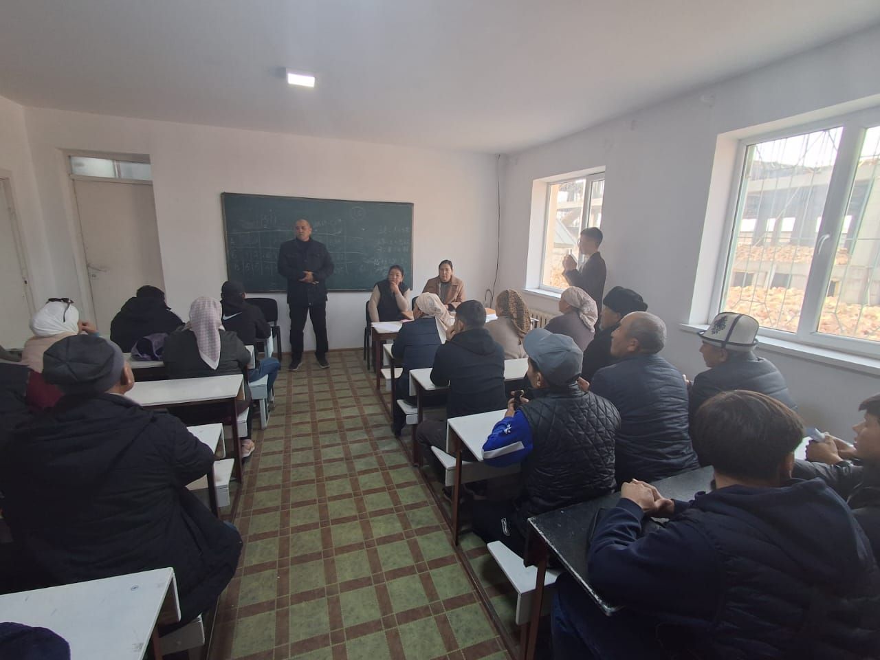 photo_5312521533660007425_y