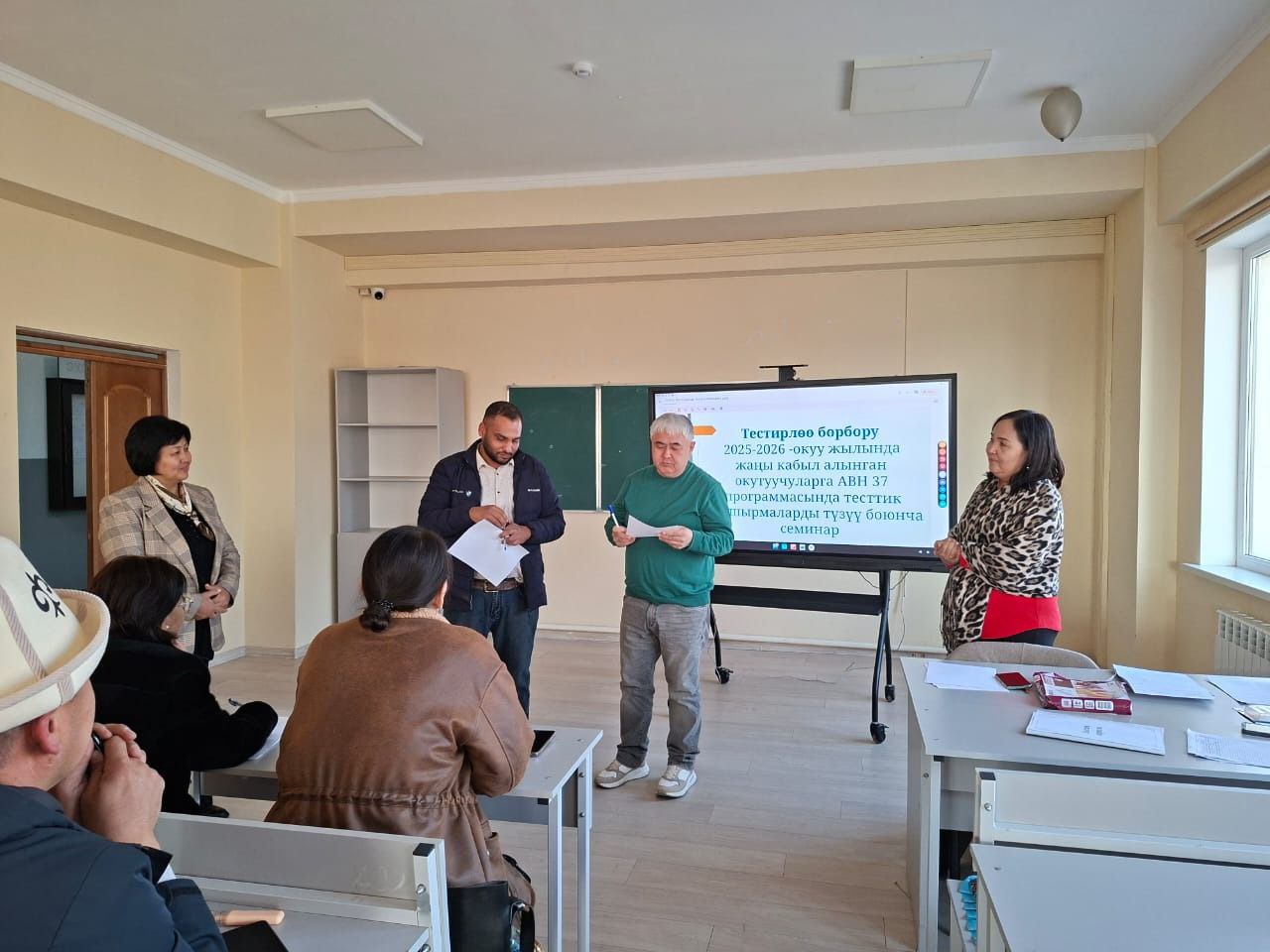 photo_5309922159322927511_y