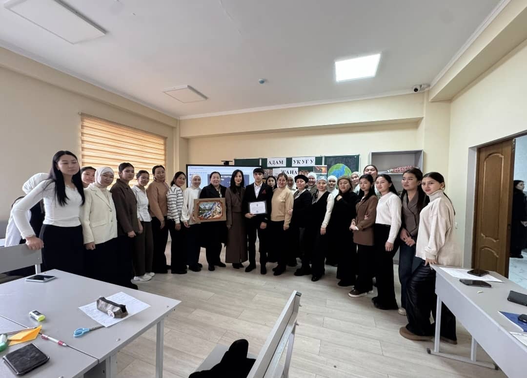 fe94e789-80c6-46df-8107-49b6a04842cf